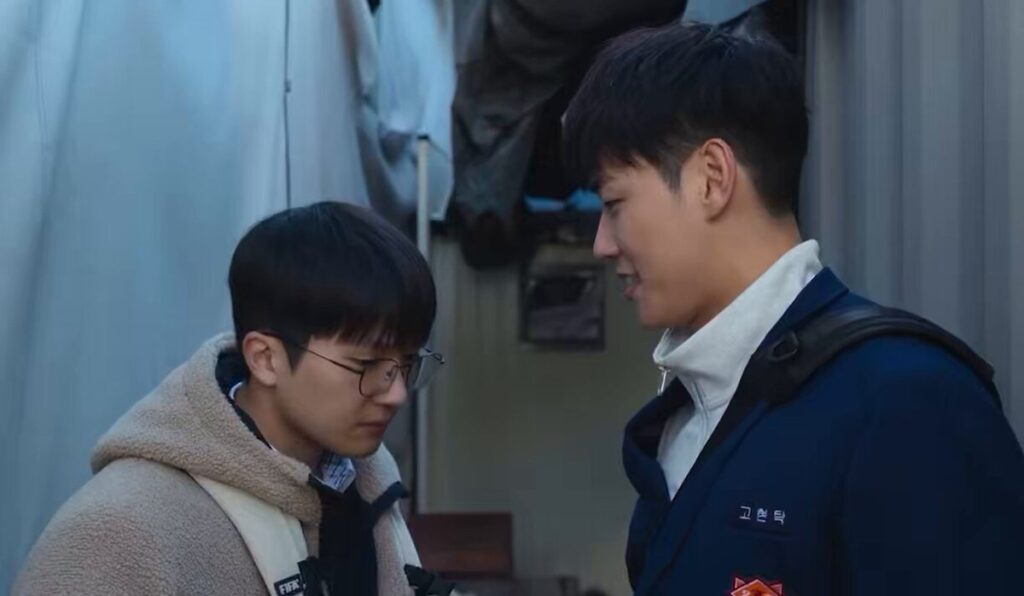 "Jun-tae and Go-tak heading out to find Baku - showing their unwavering loyalty and determination to support their friend no matter what. Source: Weak Hero Class 2, Netflix"