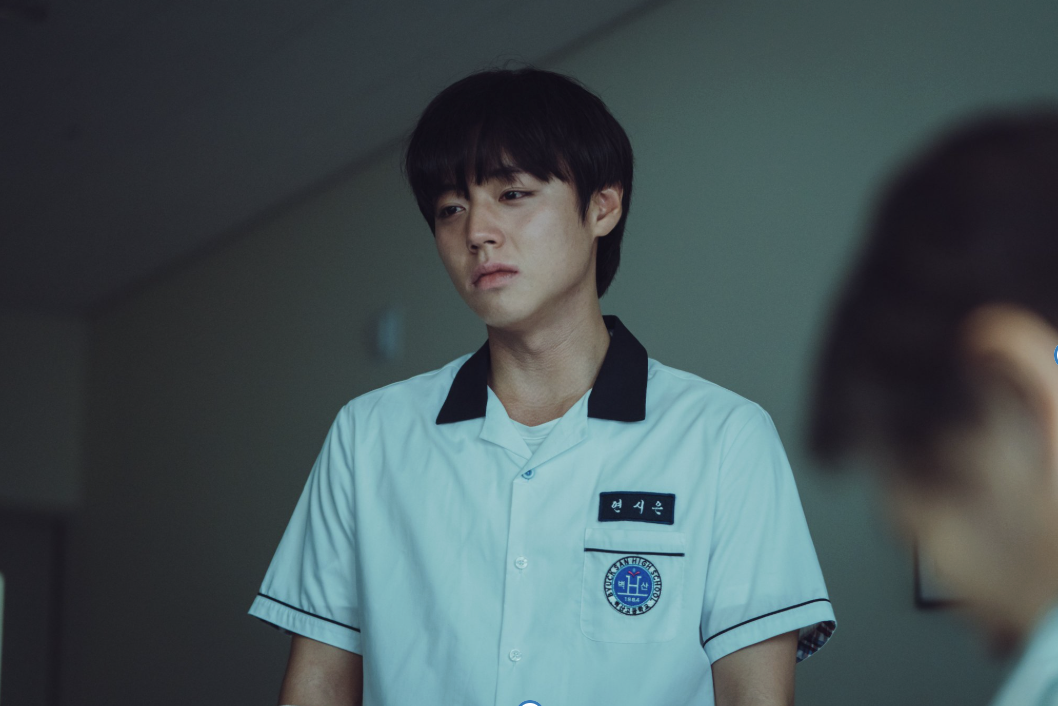 수호와 범석의 더욱 깊은 이야기: 시네마틱 트라우마를 남기기까지한 그 ‘링’ 장면에 이르기까지 두 소년의 이야기