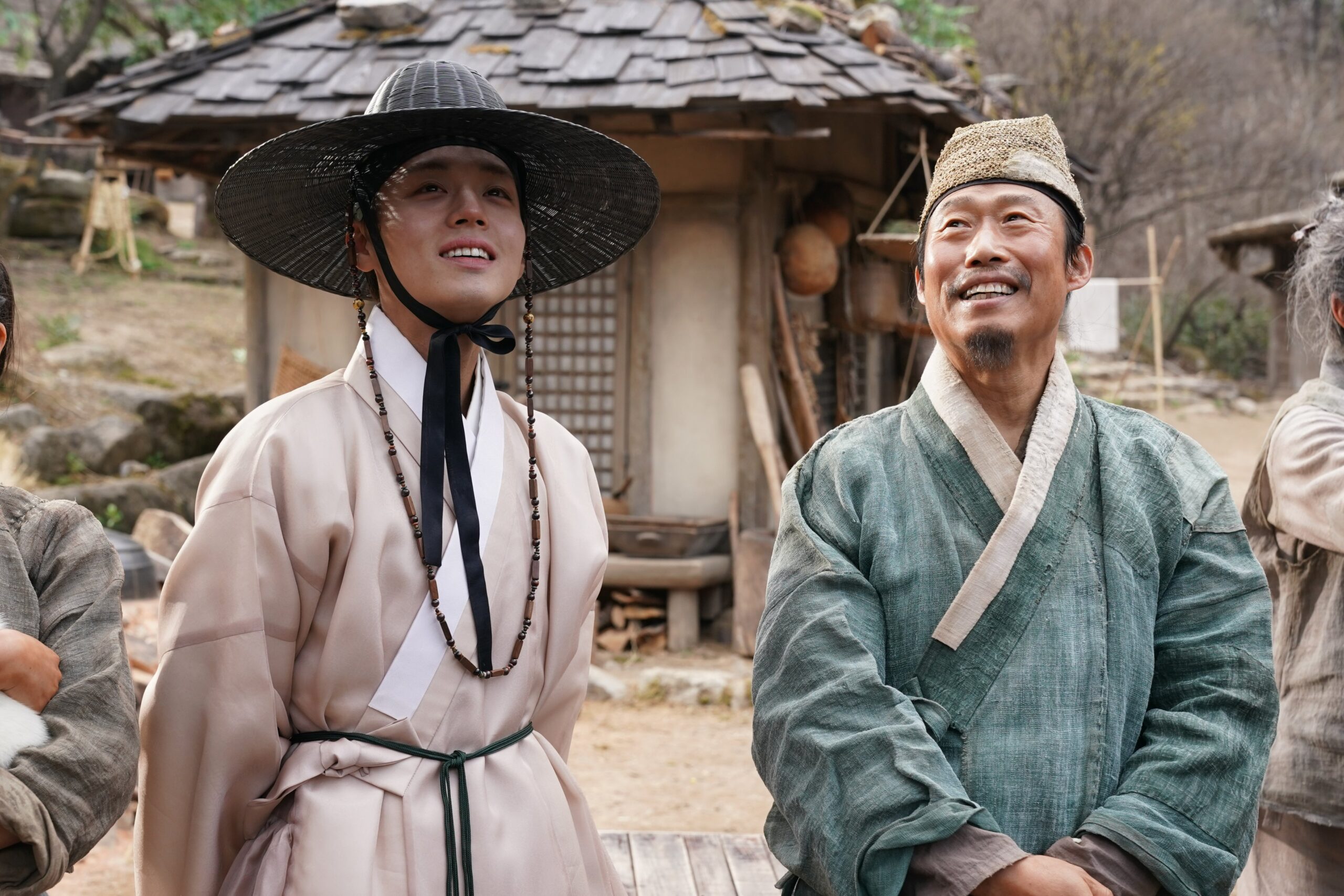 Yoo Hae-jin as Eom Heung-do in the movie The King's Warden